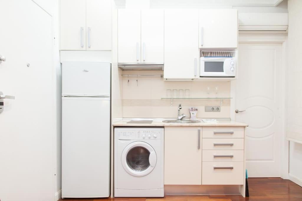 Tranquilo Apartamento En Chueca In2Iz5 Мадрид Экстерьер фото